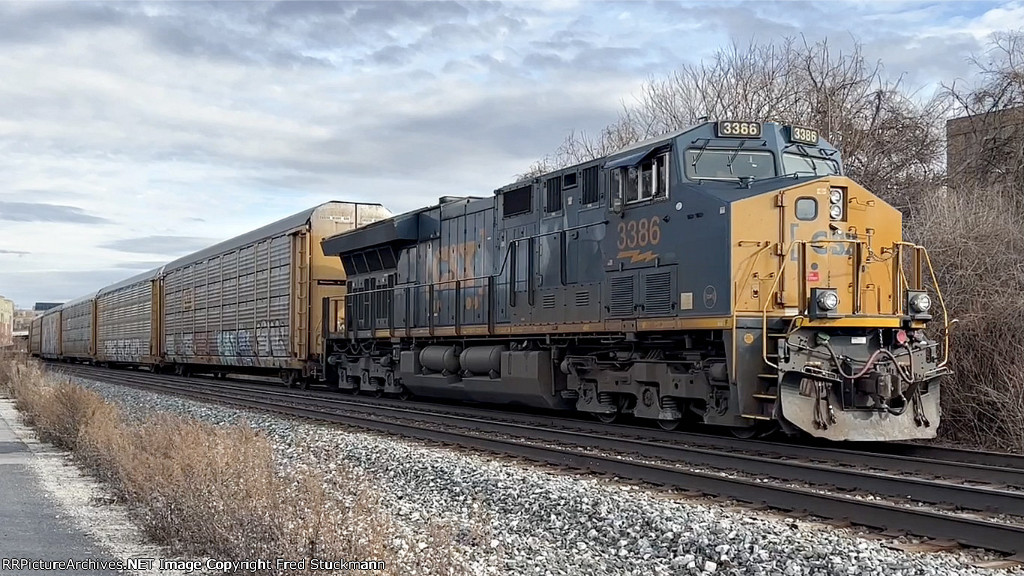 CSX 3386 west on 2.